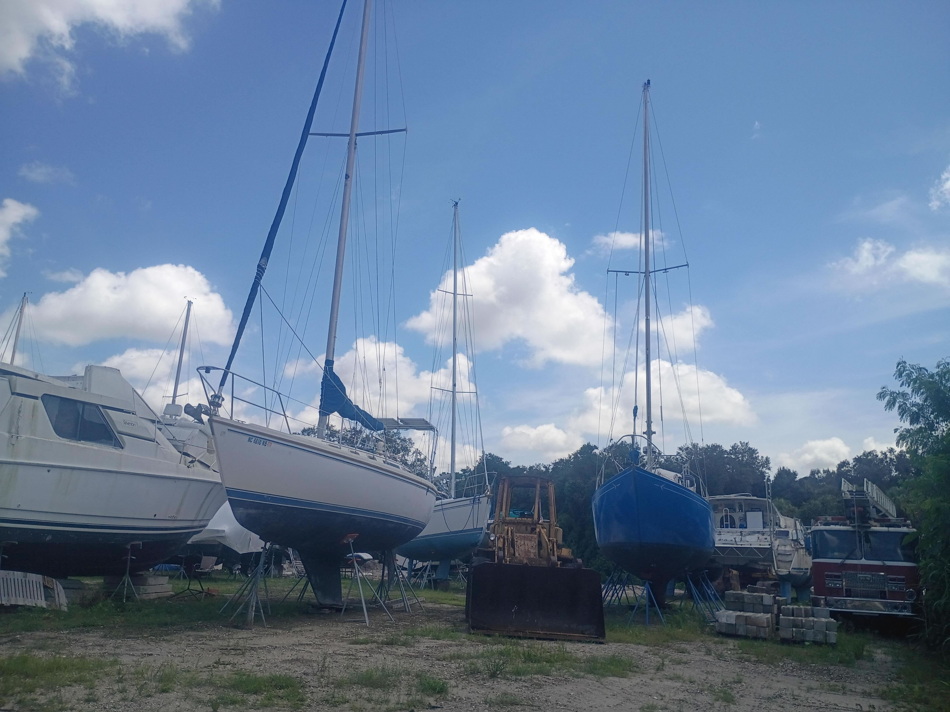 Belle Hatchee Marina - near Ft. Myers, Naples, Bonita Springs, Sanibel, and Captiva